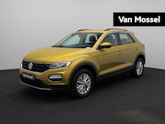 Volkswagen T-Roc - 1.0 TSI Style UNIEKE KM STAND | Navigatie | ECC | Camera | PDC | LMV | DAB | Apple carplay