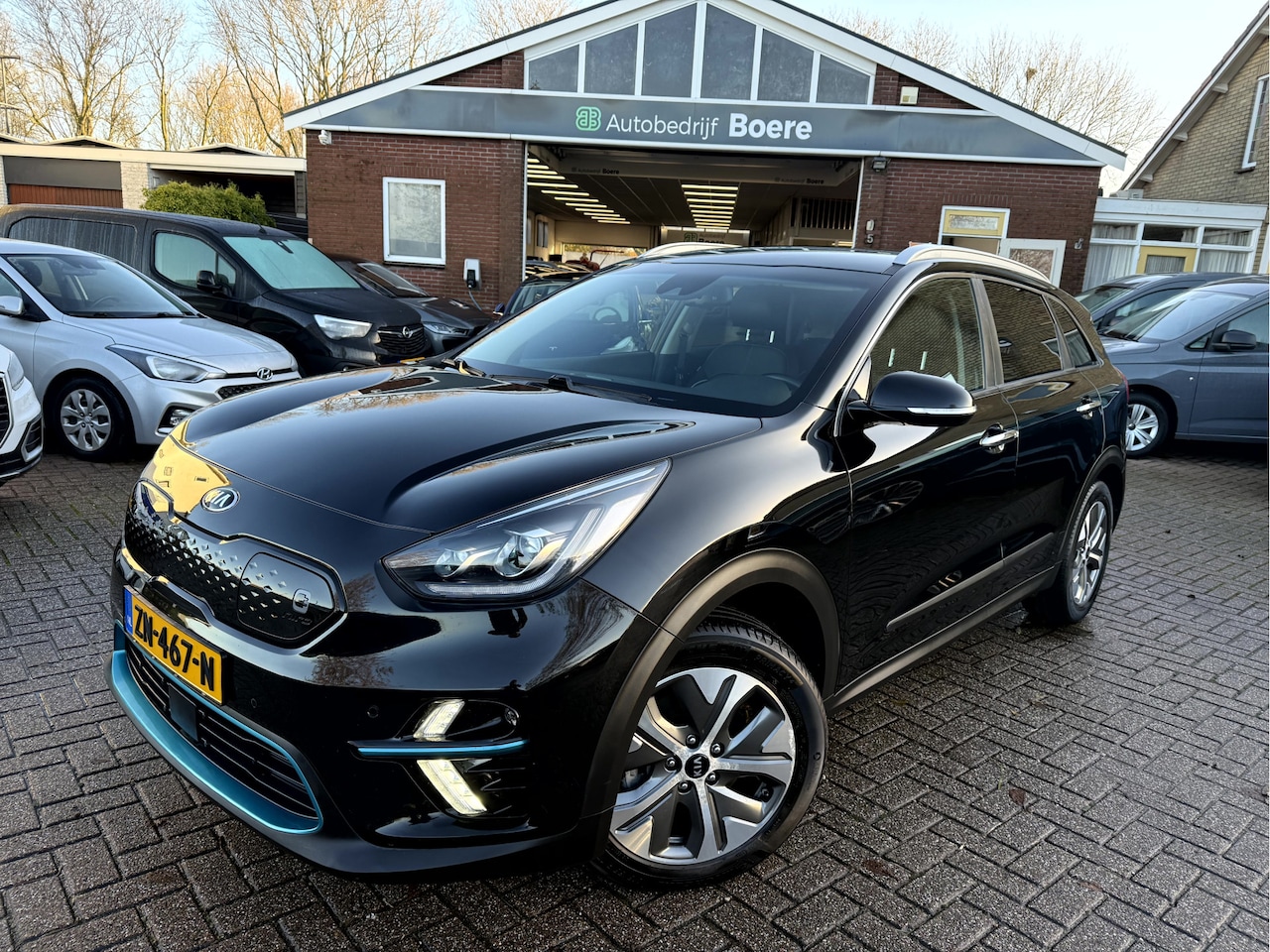 Kia e-Niro - ExecutiveLine 64 kWh Leer, Camera, Stoel/Stuur Verwarming - AutoWereld.nl