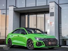 Audi RS3 - Limousine 2.5 TFSI quattro / B&O / HUD / Pano / RS-Design Groen