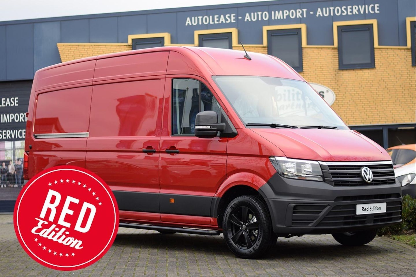 Volkswagen Crafter - 2.0 TDI L3H3 RED EDITION | Nav | Apple Carplay | Cam | 2020 | 140 pk - AutoWereld.nl