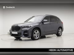 BMW X1 - xDrive25e M-Sport | Trekhaak | Head-Up | Hifi | Elec. verst. stoelen + memory | 2 jaar Gar