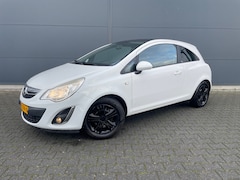 Opel Corsa - 1.4-16V sport bouwjaar 2011 met 88400 km