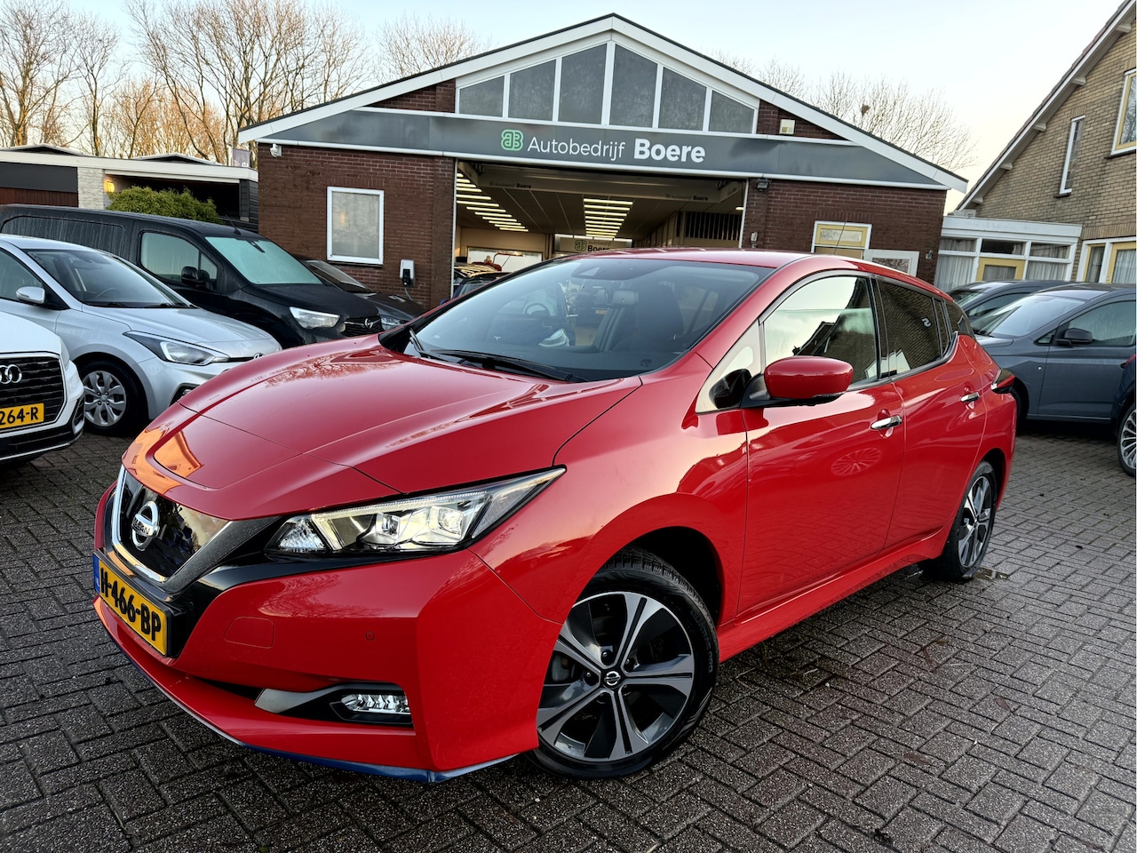 Nissan LEAF - e+ N-Connecta 62 kWh 365km actieradius, Camera, Stoelverwarming - AutoWereld.nl