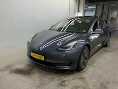 Tesla Model 3 - Long-Range AWD 351pk 75 kWh [ TREKHAAK+AUTOPILOT+620KM WLTP+PREMIUM AUDIO ]