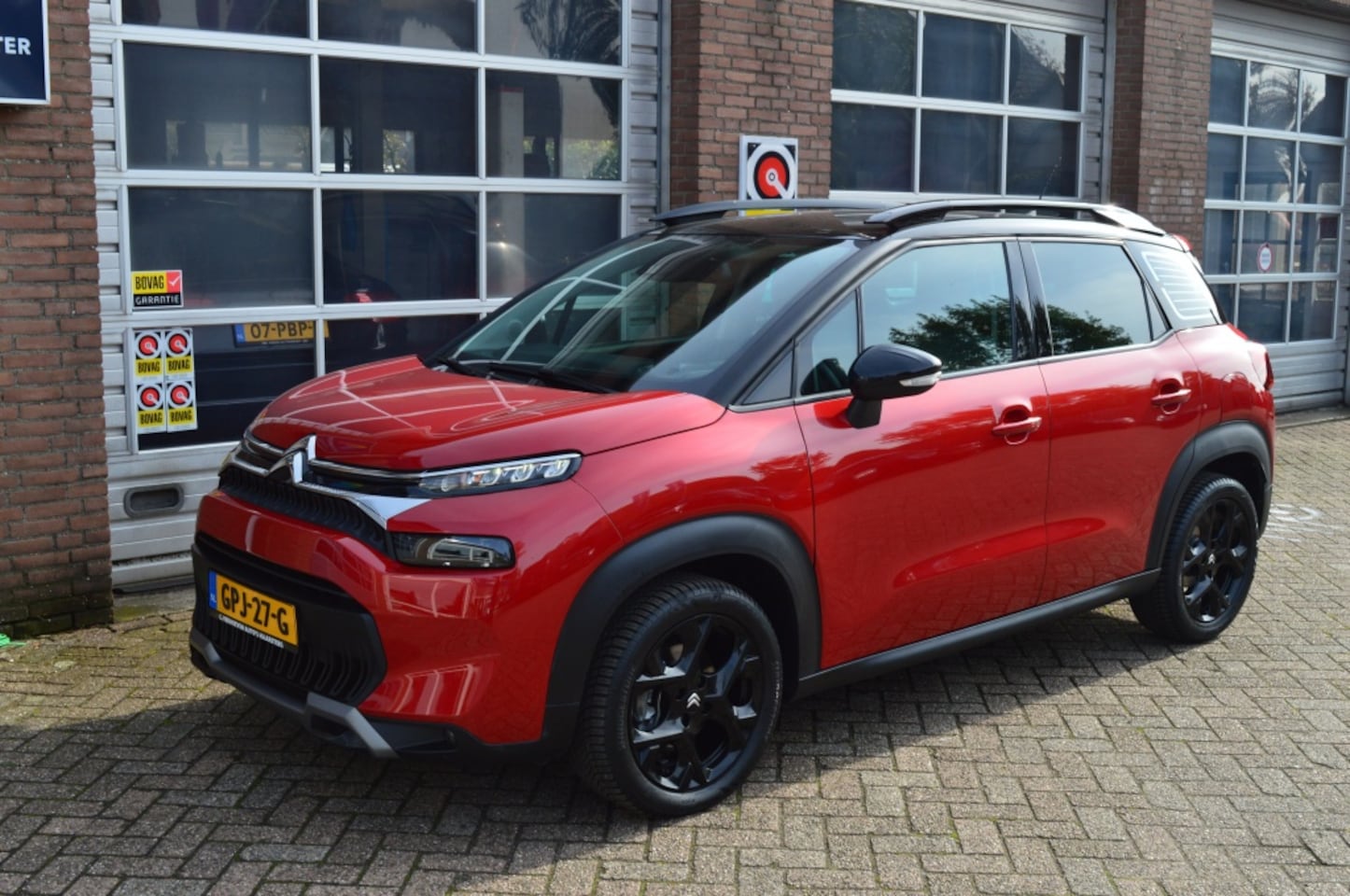 Citroën C3 Aircross - Trekhaak, Navi, Camera 1.2 PT S&S Shine - AutoWereld.nl