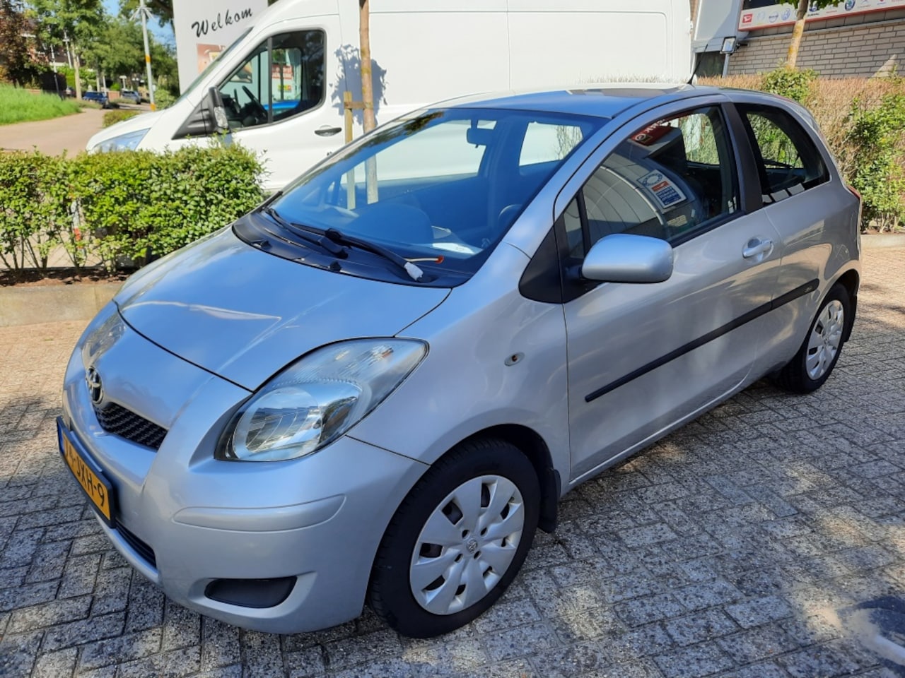 Toyota Yaris - 1.3 VVTi apk tot 10-2025 - AutoWereld.nl