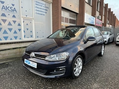 Volkswagen Golf - 1.4 TSI Highline Pano/DSG/Keyless/Leder/Standkachel/Navi/Garantie