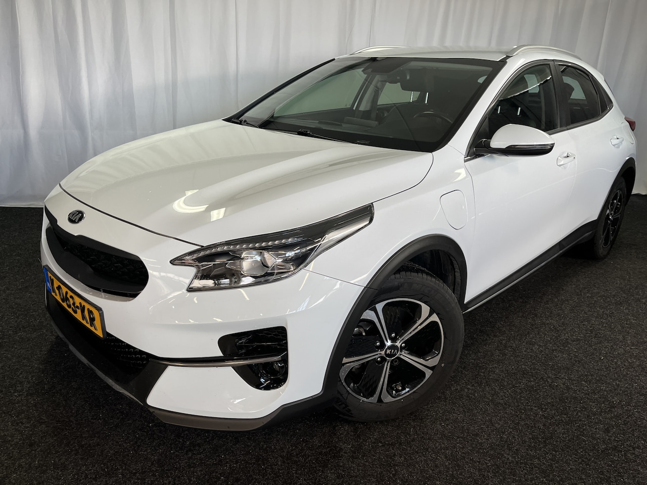 Kia XCeed - 1.6 GDi PHEV PLUG-IN DynamicLine 1E EIGN/ECC/APPLE/CRUISE/CAMERA - AutoWereld.nl