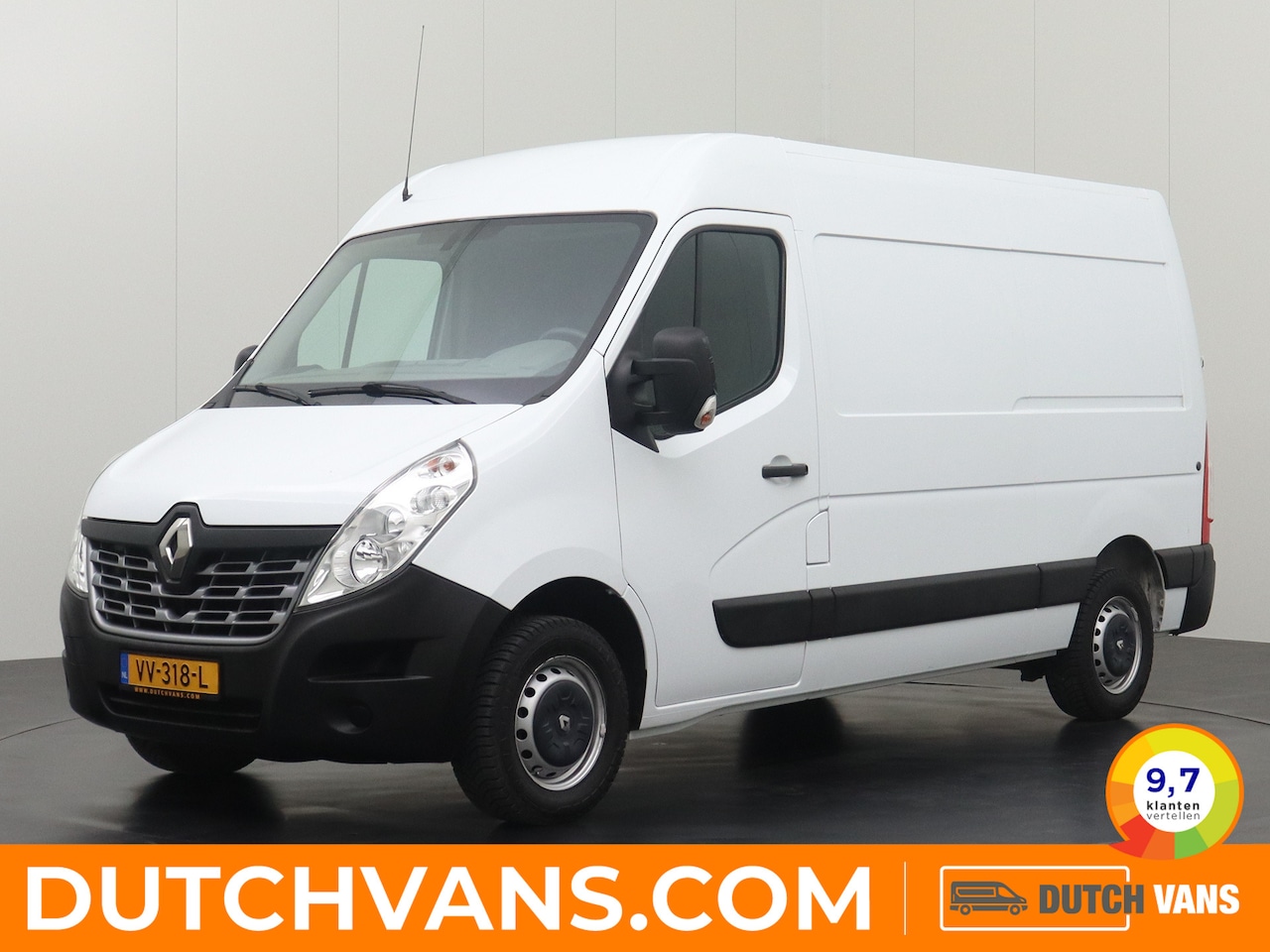 Renault Master - 2.3DCi 125PK L2H2 | Airco | Cruise | 3-Persoons | Trekhaak - AutoWereld.nl