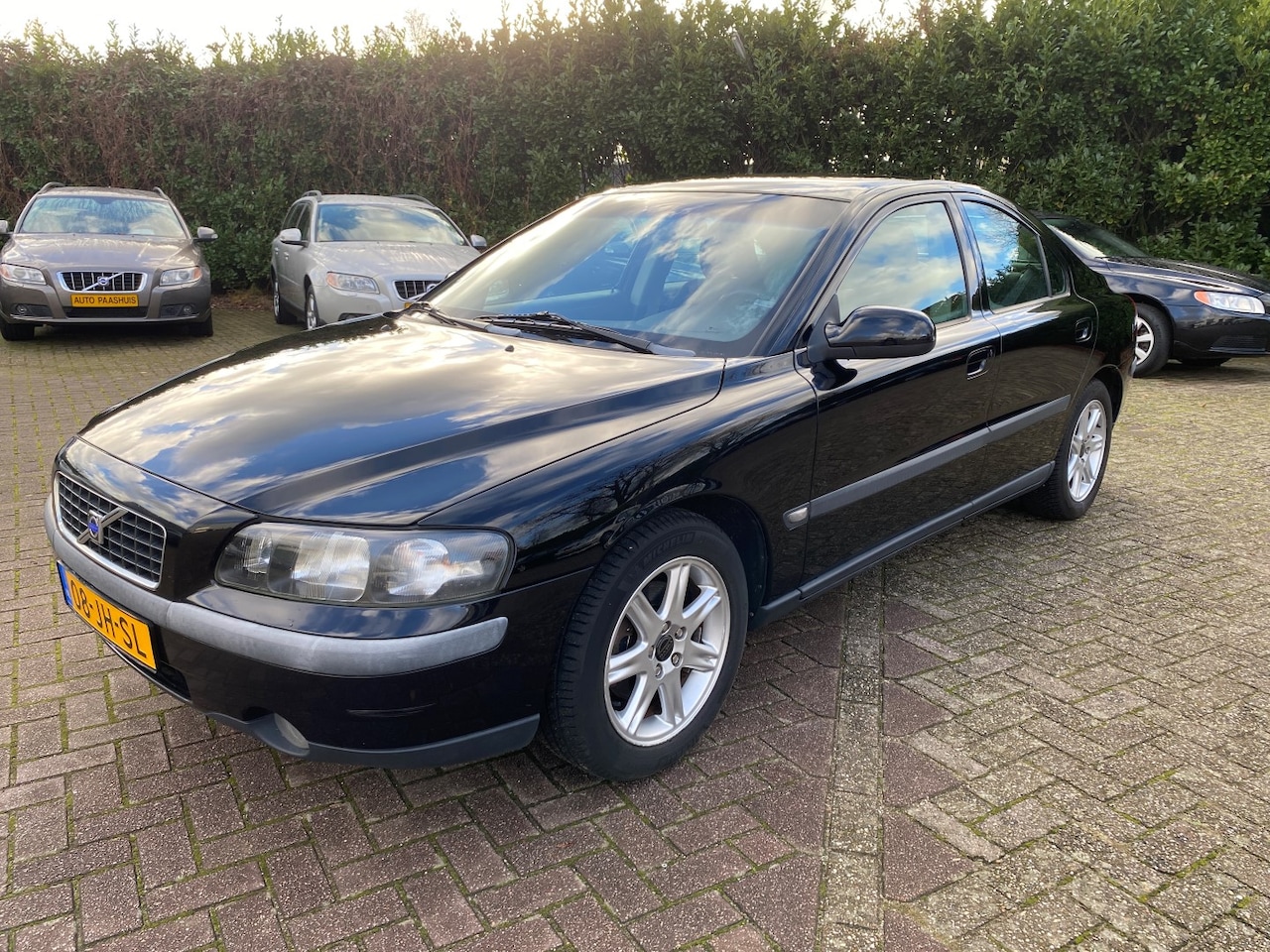 Volvo S60 - 2.4 Comfort APK t/m 27-11-2025 - AutoWereld.nl