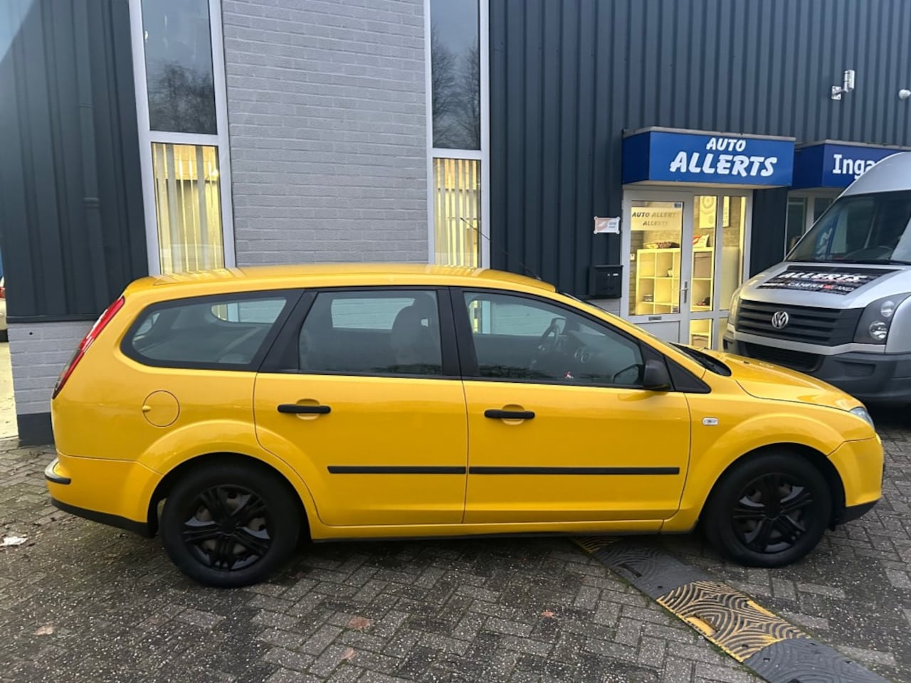 Ford Focus - 1.6-16V Ambiente 1.6-16V AMBIENTE - AutoWereld.nl