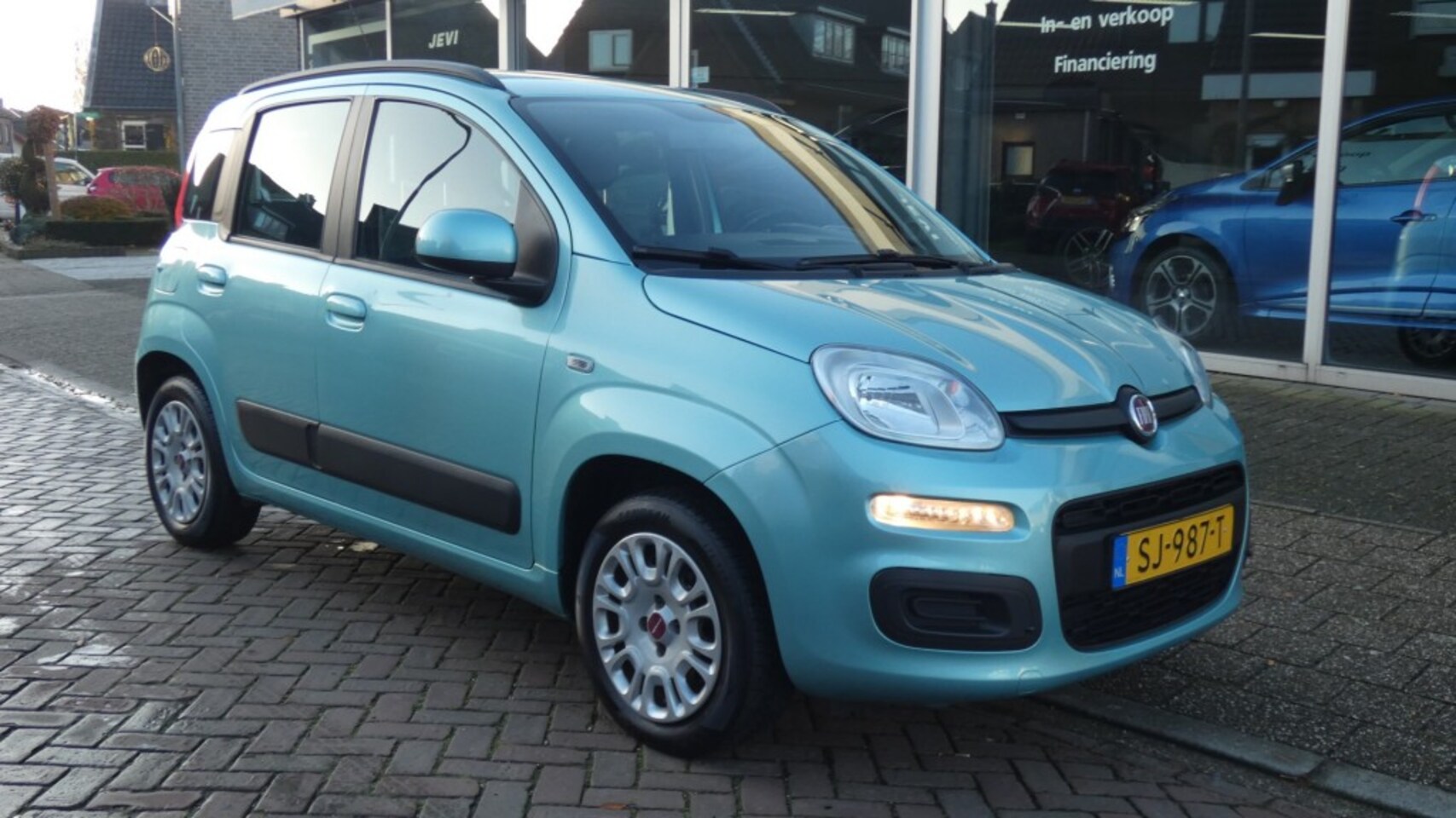 Fiat Panda - 1.2 Edizione Cool  /  A.C * Elct.Ramen * 4 Seis.banden * - AutoWereld.nl