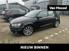 Audi A1 Sportback - 1.2 TFSI Admired 86 PK | S-Line Exterieur | Airco | Navigatie | Bluetooth | 17'' Lichtmeta