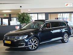 Volkswagen Passat Variant - 1.4 TSI GTE Highline Navi Pano Trek