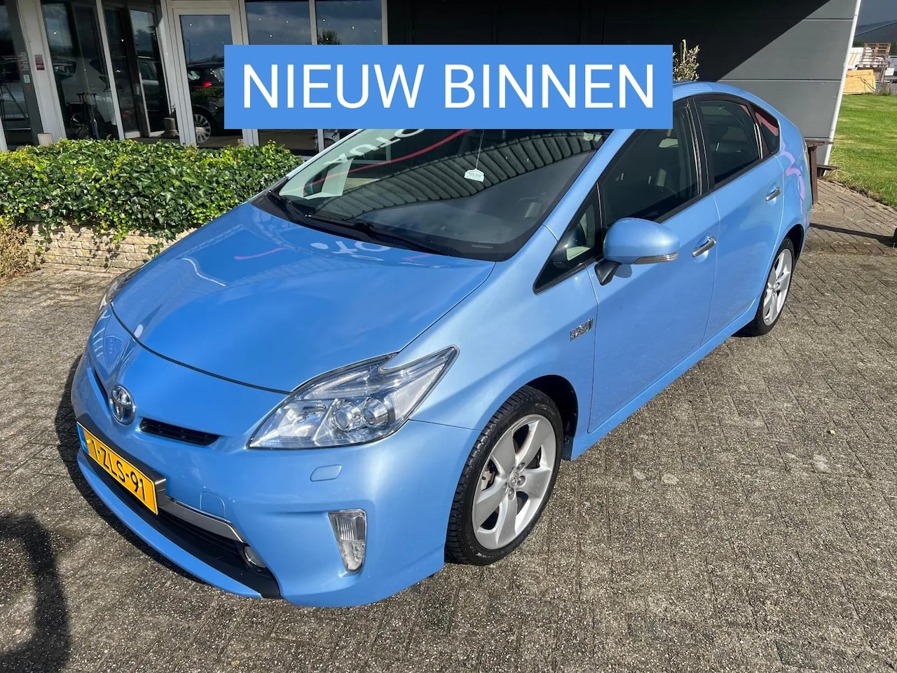 Toyota Prius - 1.8 DYNAMIC PLUG-IN HYB /NAV/ECC/CRUISE/CAM/LED - AutoWereld.nl