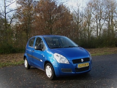 Suzuki Splash - 1.0 Base . 5 deurs . leuk en zuinig autootje