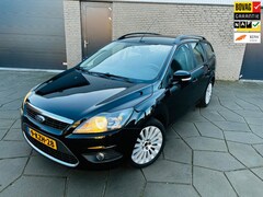 Ford Focus Wagon - 2.0 TDCi Titanium|Station|Trekhaak|Airco|Cruise-Control|Dakrails|Metallic