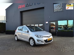 Hyundai i20 - 1.2i Go Airco | Afneembare trekhaak | LMT Velgen