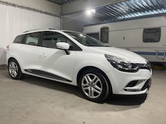 Renault Clio Estate - TCe 90pk Intense Zen 66kw Navi / Airco / DAB / Cruise C