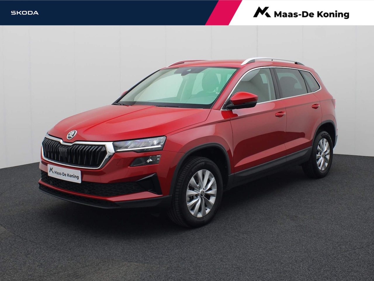 Skoda Karoq - 1.5TSI/150PK ACT Ambition DSG · App connect · Zittingen- & stuurverwarming · Parkeersensor - AutoWereld.nl