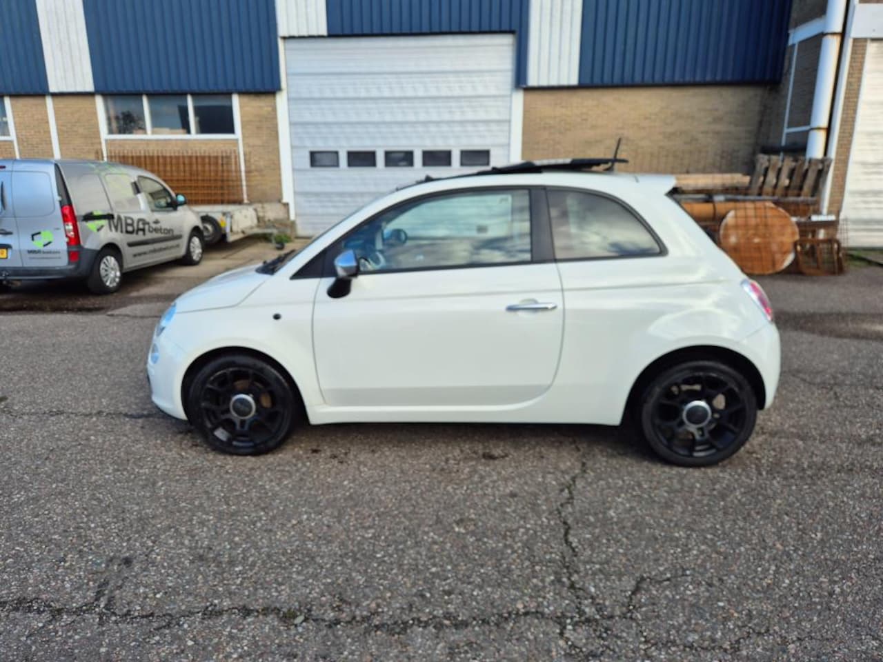 Fiat 500 - 0.9 TwinAir Easy 0.9 TwinAir Easy, black jack uitvoering/86pk/ leren stoelen - AutoWereld.nl