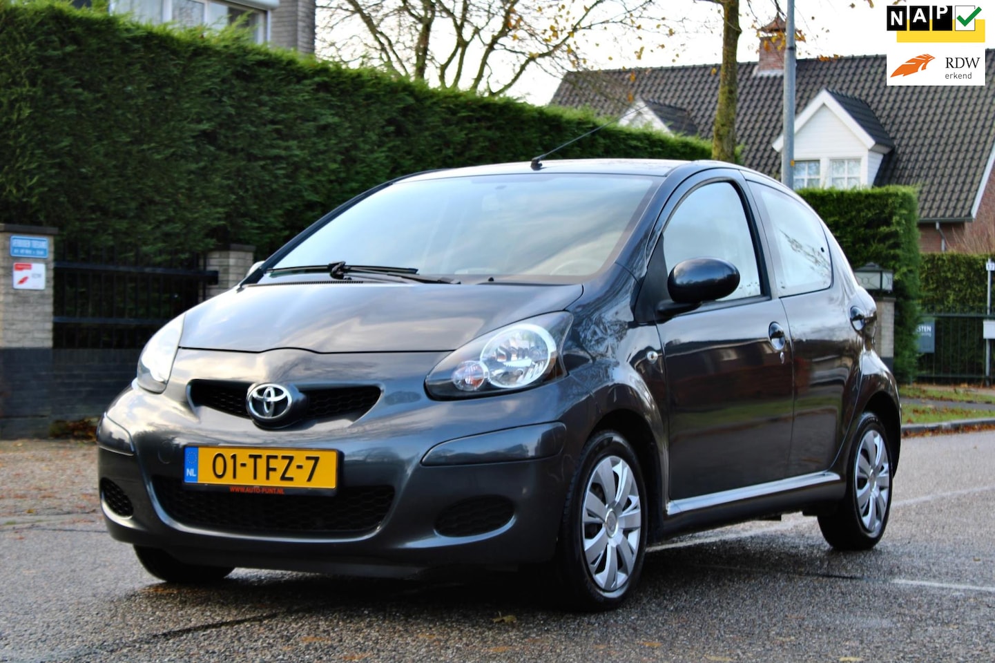 Toyota Aygo - 1.0-12V Comfort Navigator | AUTOMAAT | NAVI | AIRCO | 5-DEURS | MOOIE GOED ONDERHOUDEN AUT - AutoWereld.nl