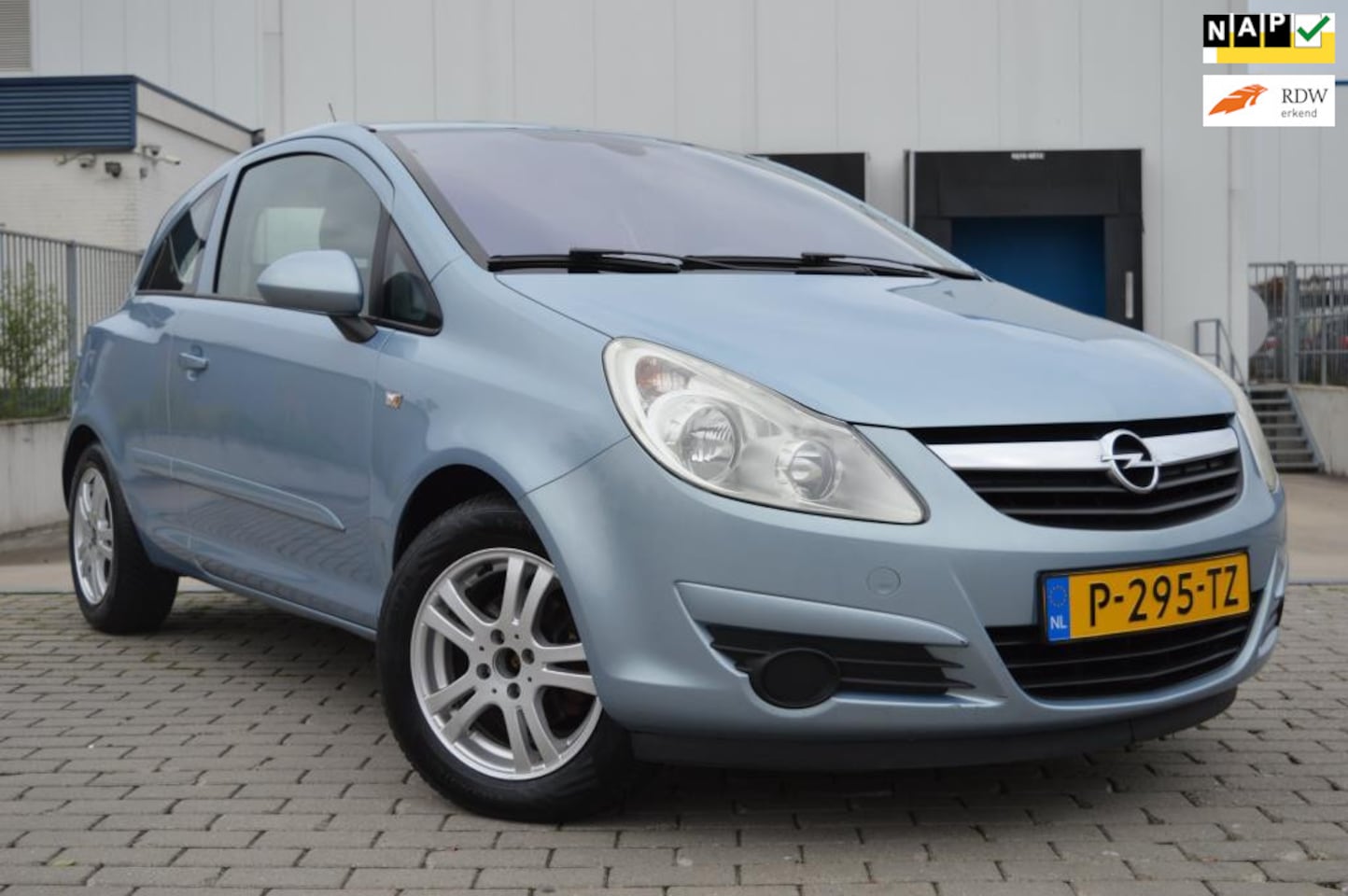 Opel Corsa - 1.2-16V Essentia Airco Cruise APK nette staat! - AutoWereld.nl