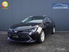 Toyota Corolla Touring Sports - 1.8 Hybrid Comfort Dealer onderh. / Parkeersensoren voor & achter / Nav / Camera/ Stoelver