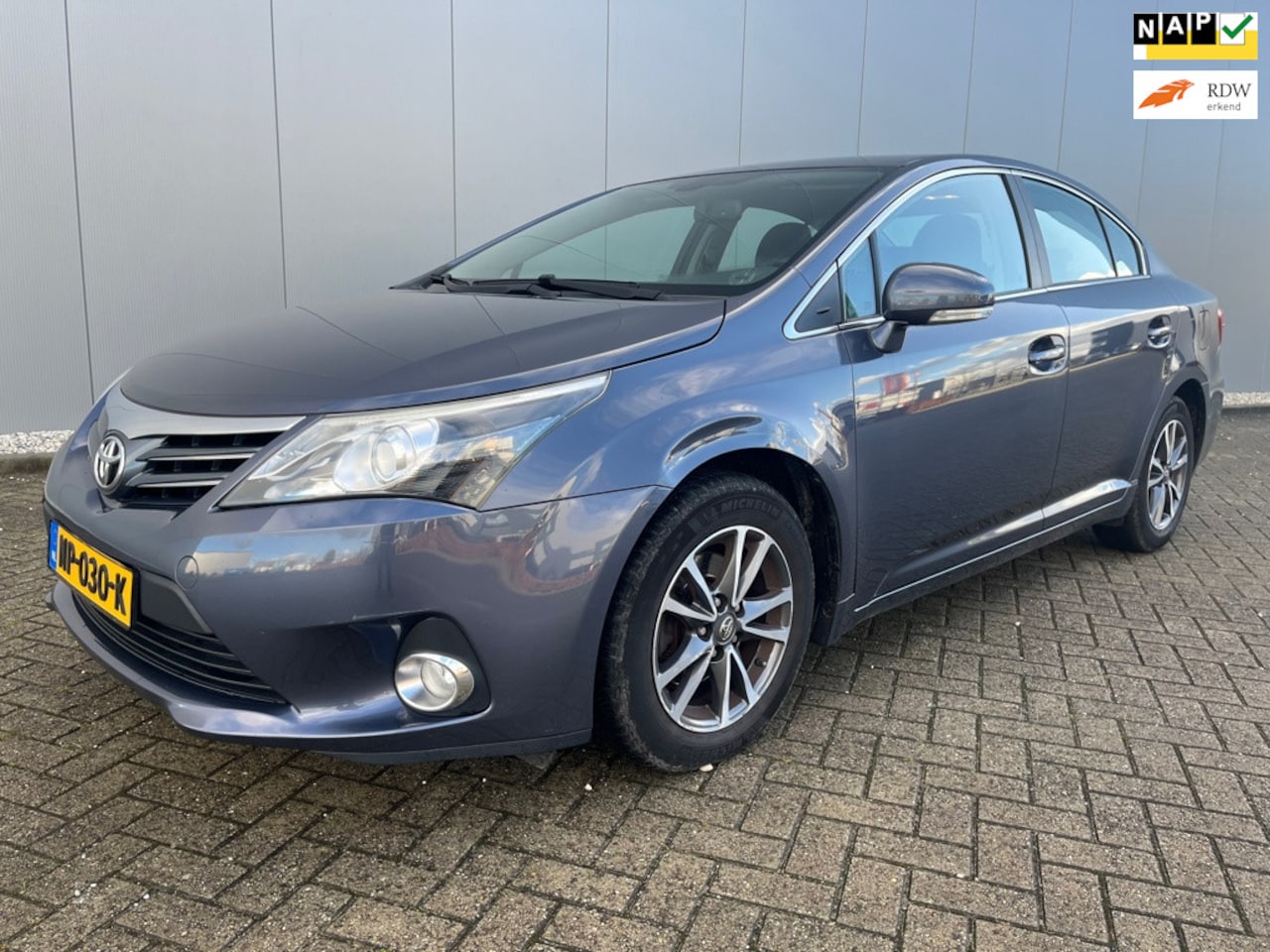 Toyota Avensis - 2.0 D-4D Business 2.0 D-4D Business - AutoWereld.nl