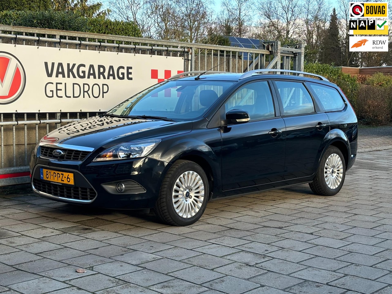 Ford Focus Wagon - 1.8 Limited nwe APK nwe Banden voor nwe schijven en blokken voor - AutoWereld.nl