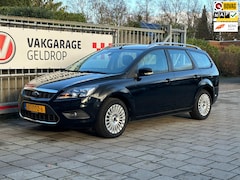 Ford Focus Wagon - 1.8 Limited nwe APK nwe Banden voor nwe schijven en blokken voor