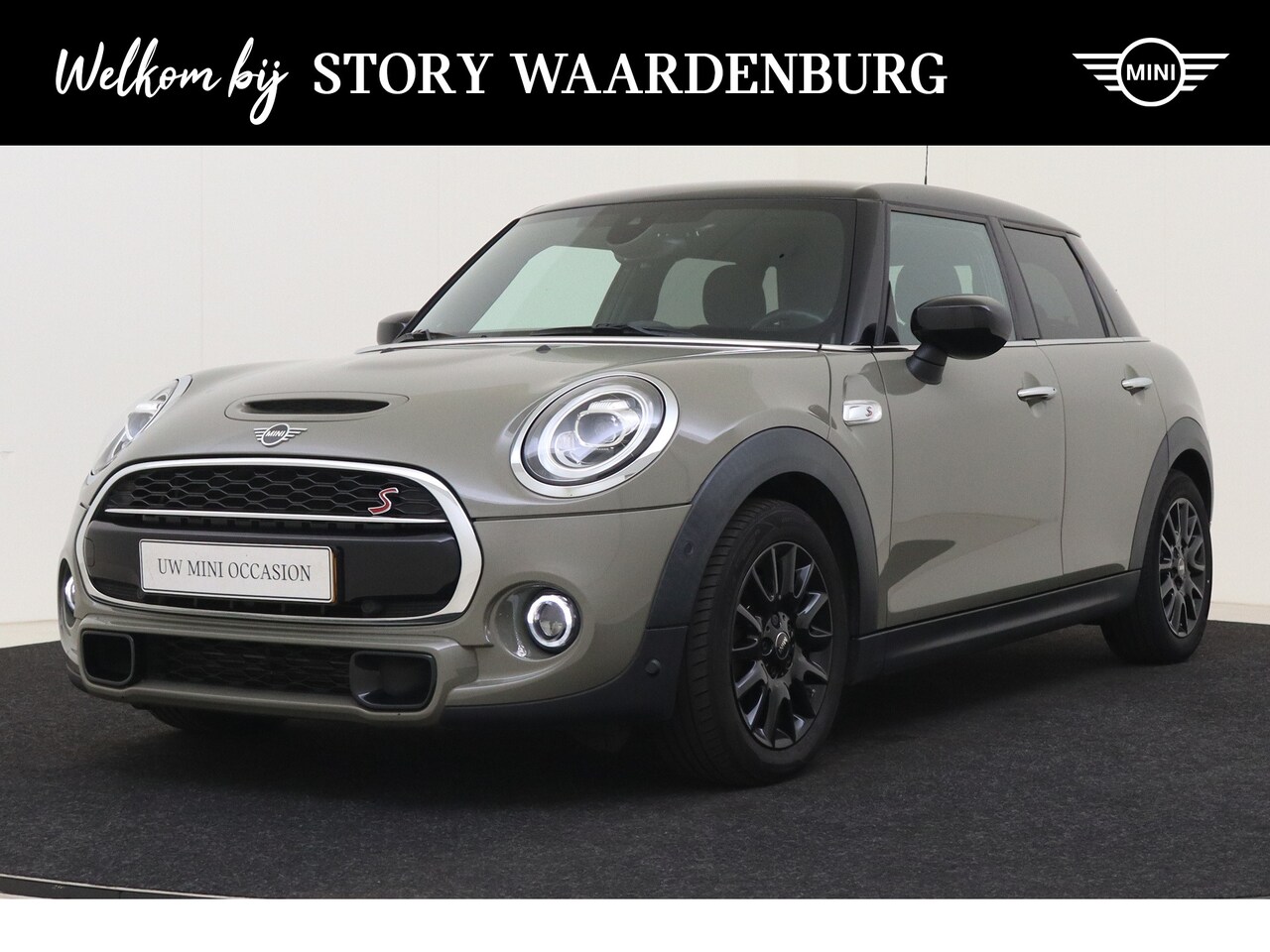 MINI Cooper S - Hatchback Salt Automaat / Sportstoelen / Stoelverwarming / Achteruitrijcamera / Park Assis - AutoWereld.nl