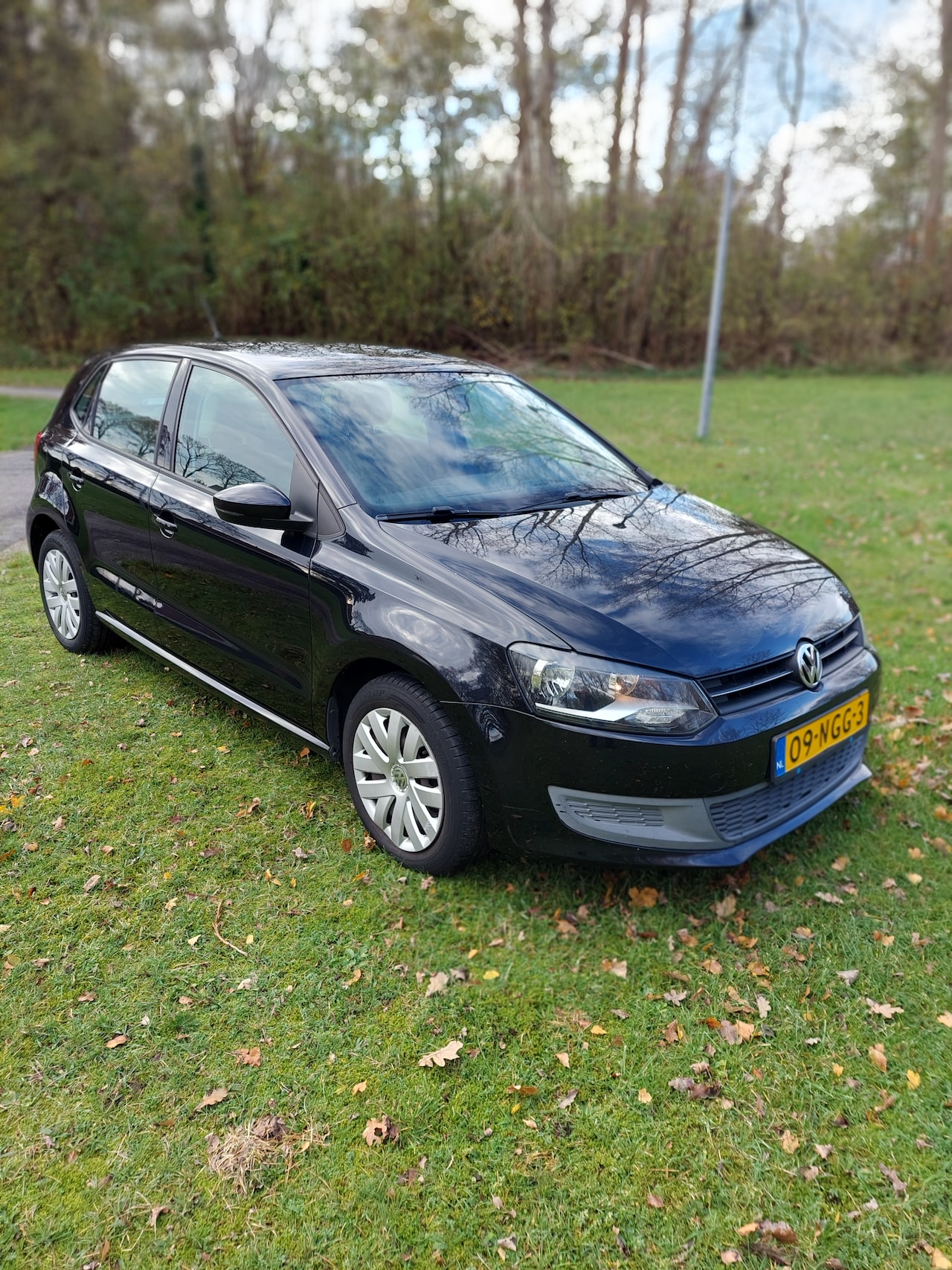 Volkswagen Polo - 1.4-16V Highline Auto verkeerd in prima staat. - AutoWereld.nl