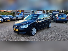 Volkswagen Polo - 1.4-16V Comfortline 1.4 met Climatic.