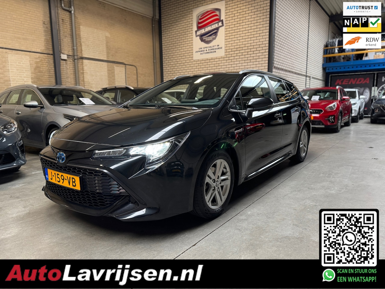 Toyota Corolla Touring Sports - 1.8 HYBRIDE BUSINESS ANDROID ECC CRUISE LM VELGEN AFN TREKHAAK NL AUTO NAP!! - AutoWereld.nl