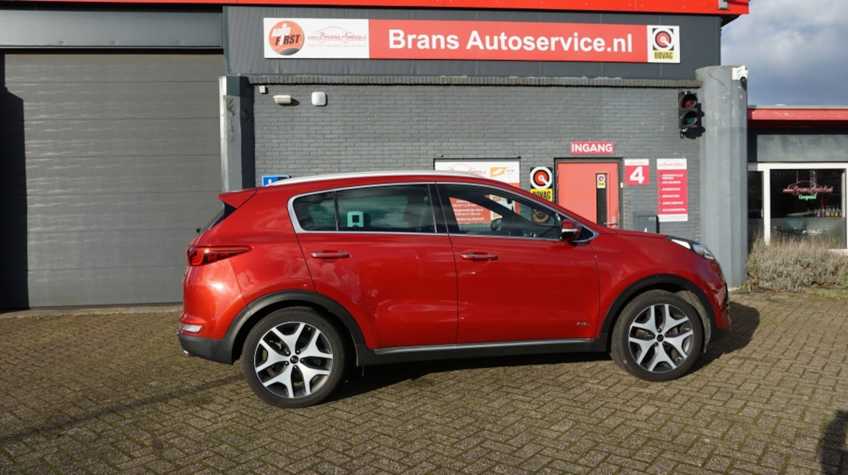 Kia Sportage - 1.6 T-GDI 4WD GT PL - AutoWereld.nl