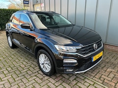 Volkswagen T-Roc - 1.0 TSI Style NAP//AIRCO//CRUISE//NAVI//ELEC.RAMEN