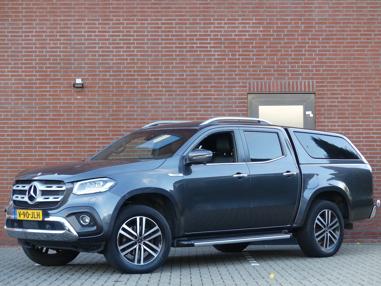 Mercedes-Benz X-klasse - 350 d 4-MATIC Power 3500KG Trekgewicht Camera/Leer/LED - AutoWereld.nl