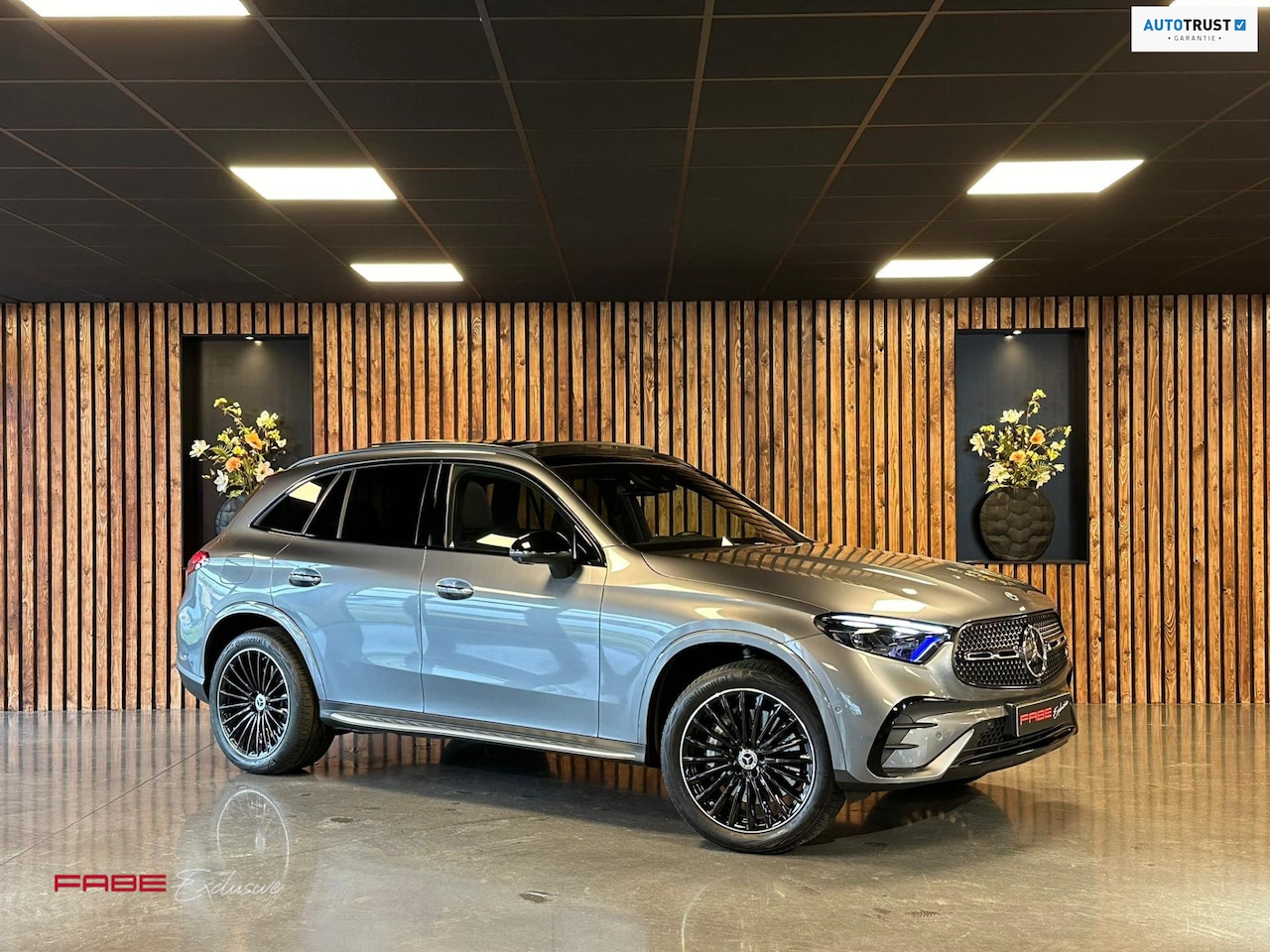 Mercedes-Benz GLC-klasse - 300e 4MATIC AMG Line Premium Plus/Pano/360 Camera/Burmester/Standkachel - AutoWereld.nl