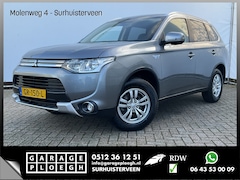 Mitsubishi Outlander - 2.0 PHEV Navi Cam Trekh Cruise Plug In 4x4 Business Edition X-Line