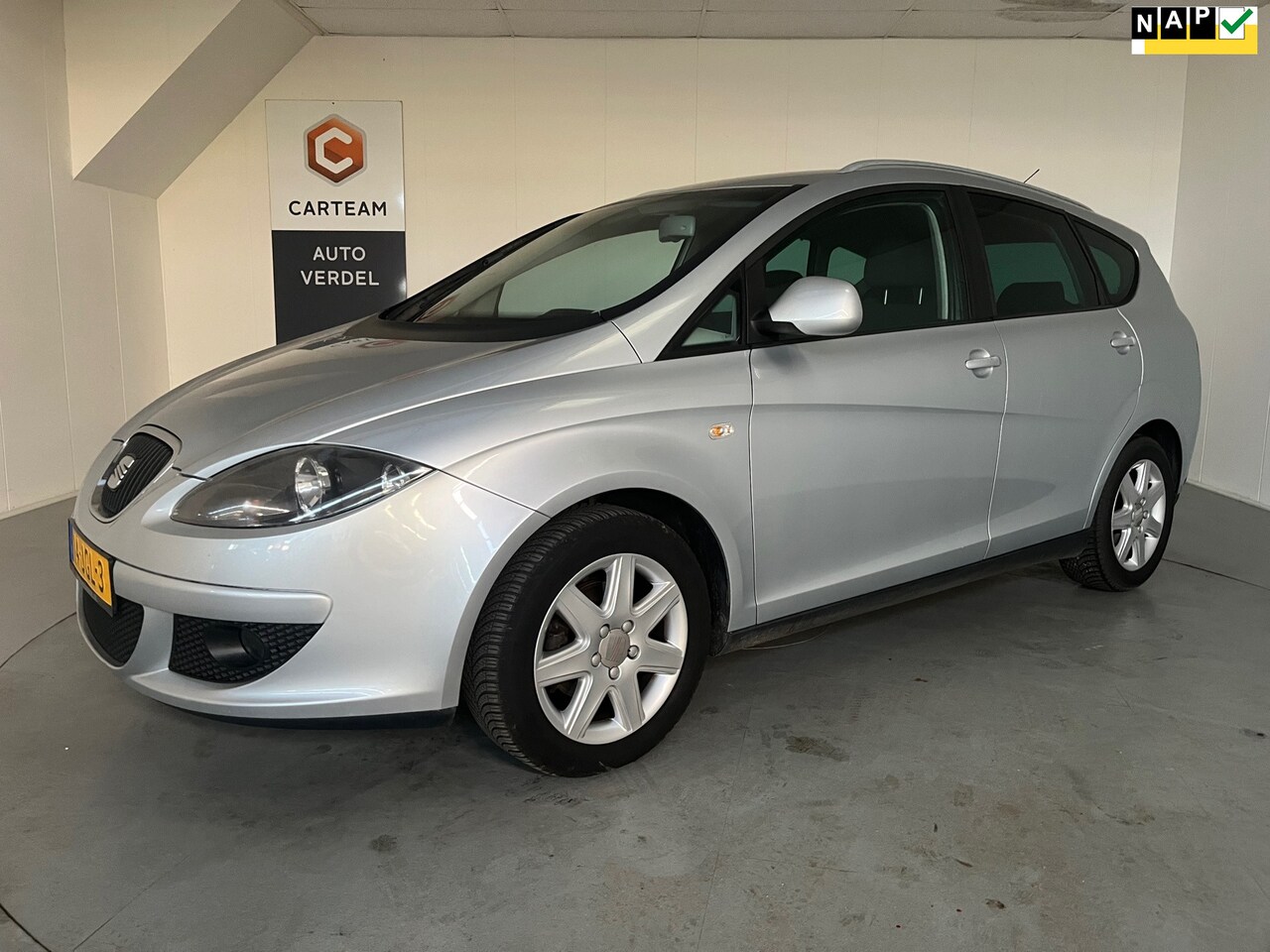 Seat Altea XL - 1.6 Businessline Airco, NAV, Trekhaak, LMV - AutoWereld.nl