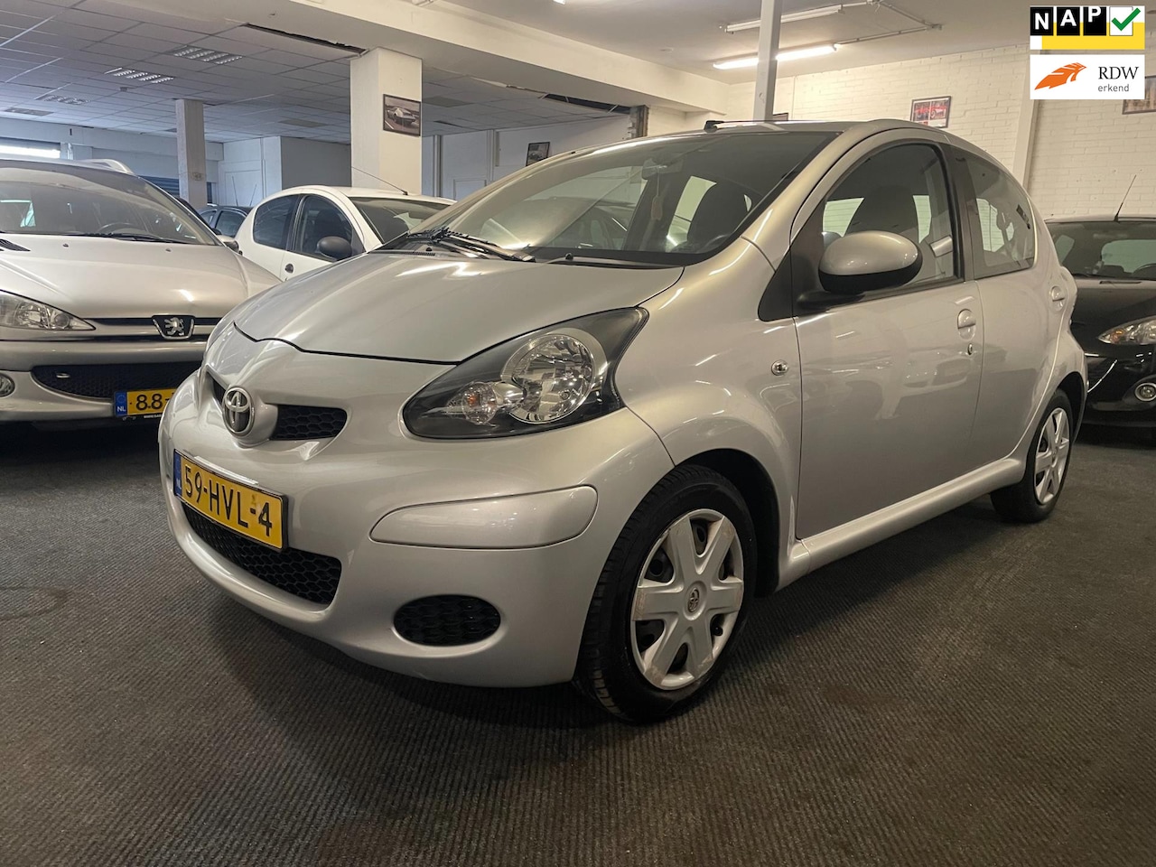 Toyota Aygo - 1.0-12V Comfort/Automaat/Airco/elec ramen/Apk nw - AutoWereld.nl