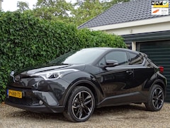 Toyota C-HR - 1.2 AWD Bi-Tone | Automaat | Stoelverwarming | Navi | Leer