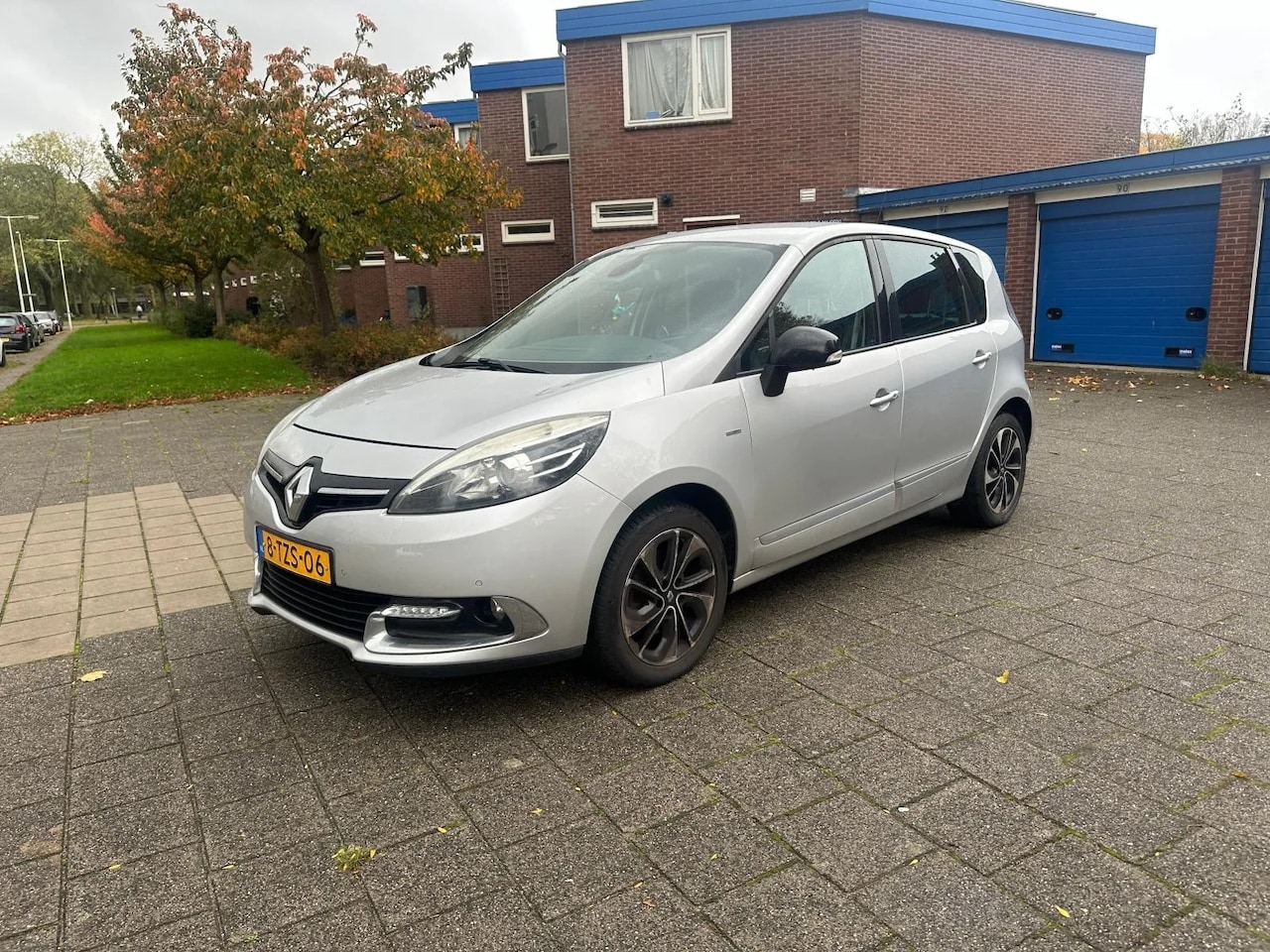 Renault Scénic - 1.2 TCe BOSE Cruise Trekhaak NAVI - AutoWereld.nl