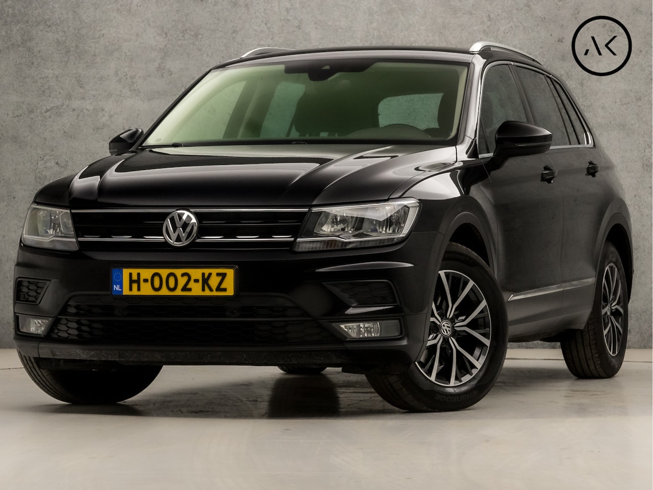 Volkswagen Tiguan - 1.5 TSI ACT Sportline 150Pk Automaat (APPLE CARPLAY, GROOT NAVI, CLIMATE, STOELVERWARMING, - AutoWereld.nl