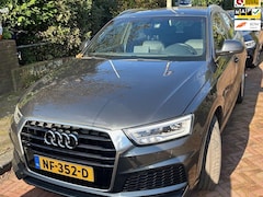 Audi Q3 - 1.4 TFSI CoD Sport S Line Edition | VAN 1e EIGENAAR |