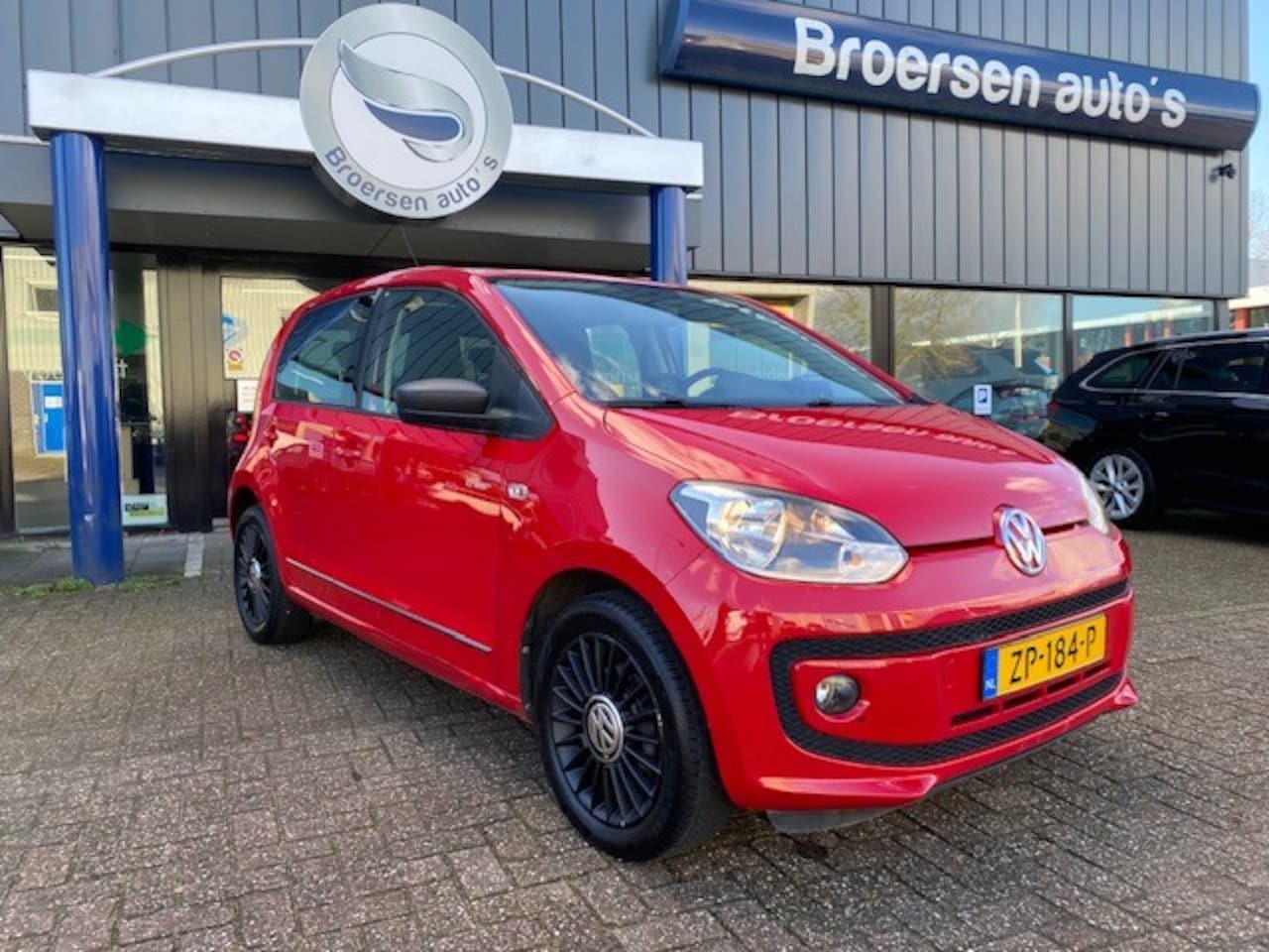 Volkswagen Up! - 1.0 75PK 5D Cheer up! Met LM velgen, Navi en Bluetooth - AutoWereld.nl