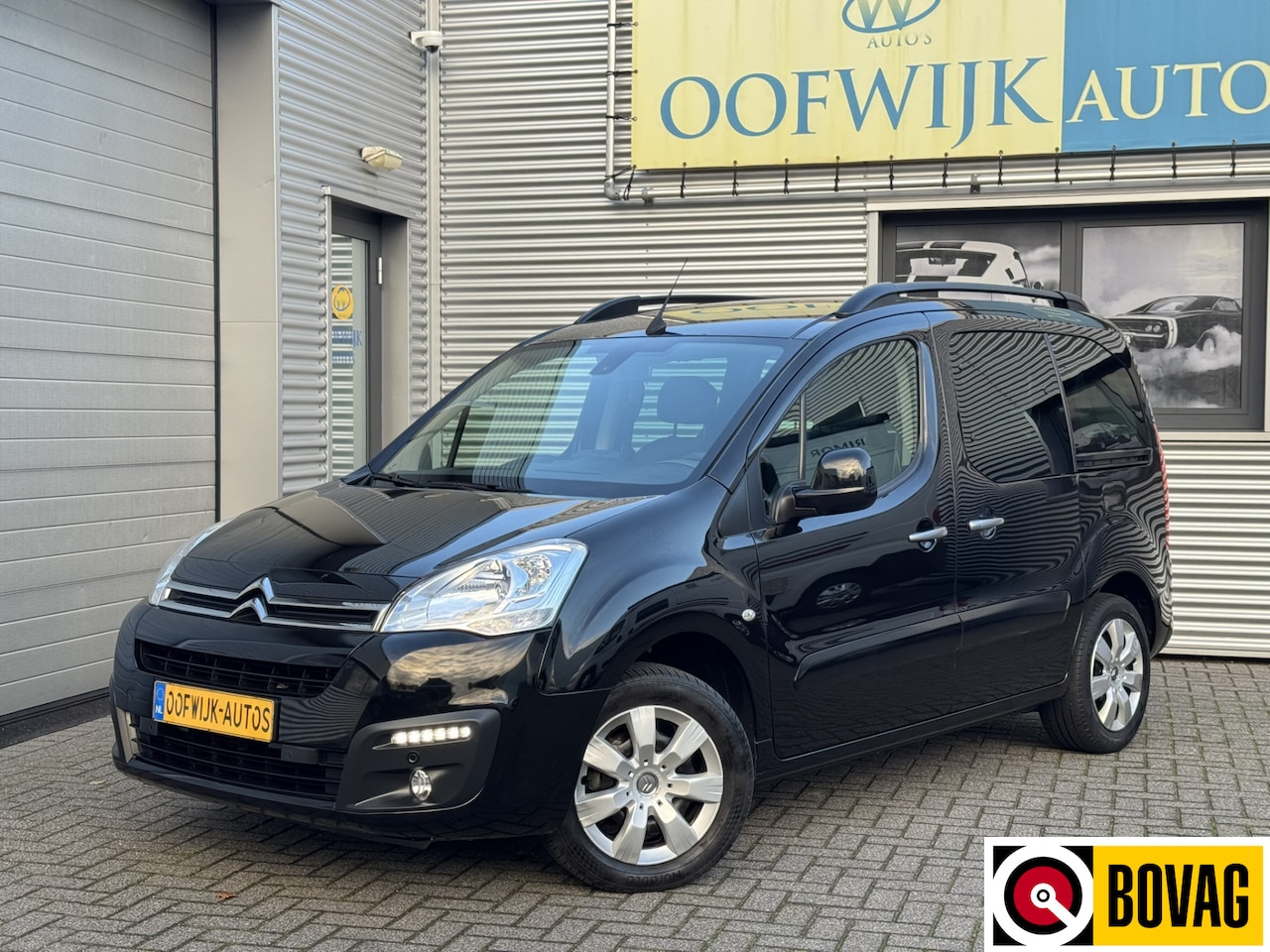 Citroën Berlingo - 1.2 PureTech XTR Airco Navi+Camera Cruise-Control CarPlay - AutoWereld.nl