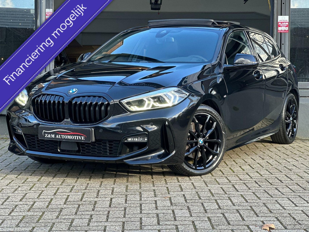 BMW 1-serie - 118i High Executive M-Sport AUT*PANO*LED*AMBIENT - AutoWereld.nl