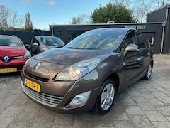 Renault Grand Scénic - 2.0 (140pk) Privilege Automaat Leer Navigatie